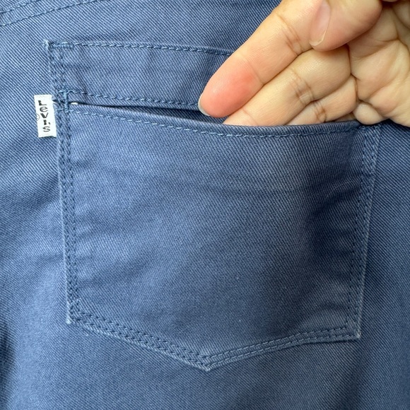 Levi's Flare Pants Blue - Picture 7 of 12